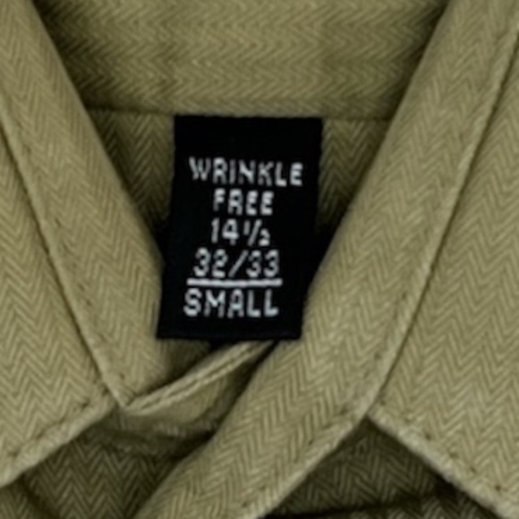 EUC Arrow Olive Green, Long Sleeve, Fitted, Wrinkle-Free Dress Shirt, Small - Picture 6 of 9